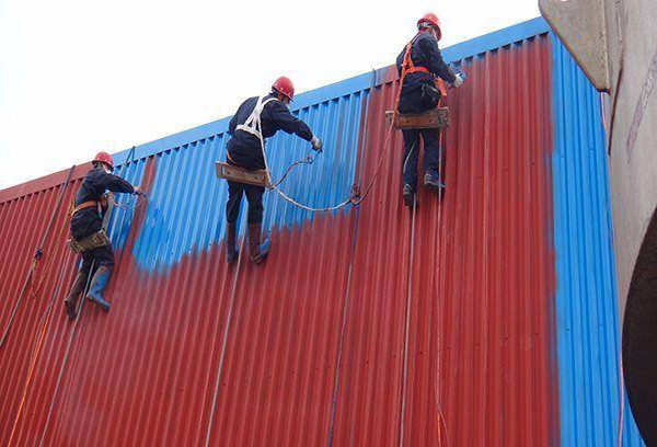 鋼結(jié)構(gòu)彩鋼板翻新(圖1) 鋼結(jié)構(gòu)彩鋼板翻新(圖1)